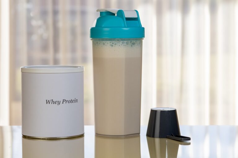 Recipiente E Frasco De Proteina De Soro De Soro Com Bebida PSiWzYyLwuQ