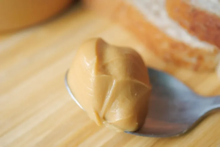 Pasta de amendoim engorda ou ajuda no emagrecimento?